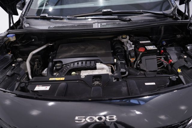 PEUGEOT 5008 usata, con Airbag testa