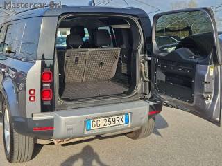 LAND ROVER Defender usata, con Park Distance Control