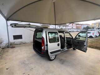 RENAULT Kangoo usata 44