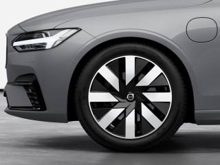 VOLVO V90 usata, con Autoradio