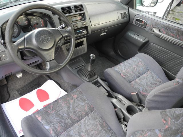 TOYOTA RAV 4 usata, con Servosterzo