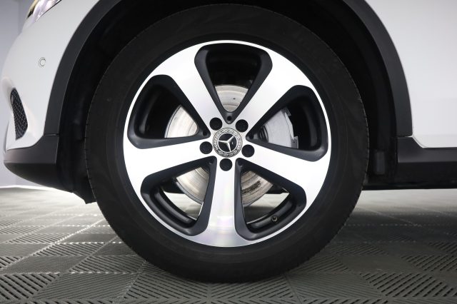 MERCEDES-BENZ GLC 220 usata 9