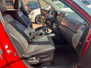 SUZUKI Vitara usata, con USB