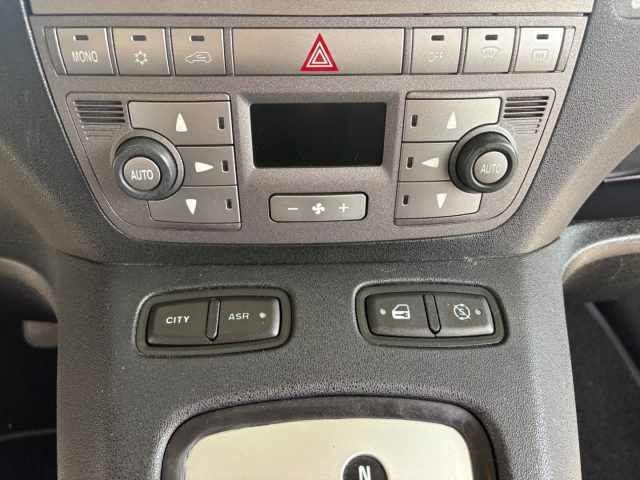 LANCIA MUSA usata, con USB