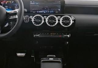 MERCEDES-BENZ A 35 AMG usata, con Autoradio