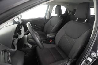 TOYOTA Yaris usata 2