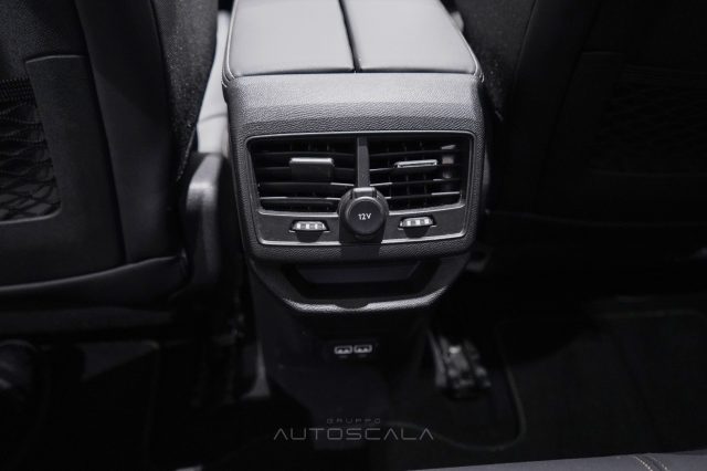 PEUGEOT 3008 usata, con Specchietti laterali elettrici