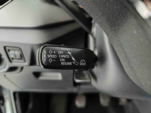 SKODA Kamiq usata, con Specchietti laterali elettrici