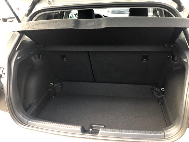 VOLKSWAGEN Polo usata, con Specchietti laterali elettrici