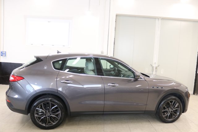 MASERATI Levante usata 16
