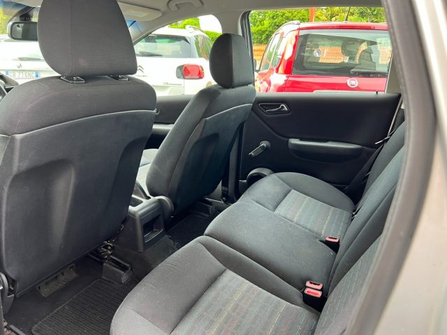 MERCEDES-BENZ A 160 usata, con Chiusura centralizzata