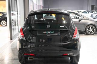 LANCIA Ypsilon usata, con Autoradio