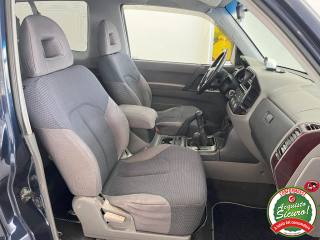 MITSUBISHI Pajero usata 17