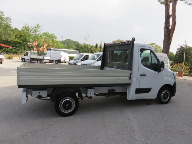 RENAULT Master usata, con Autoradio