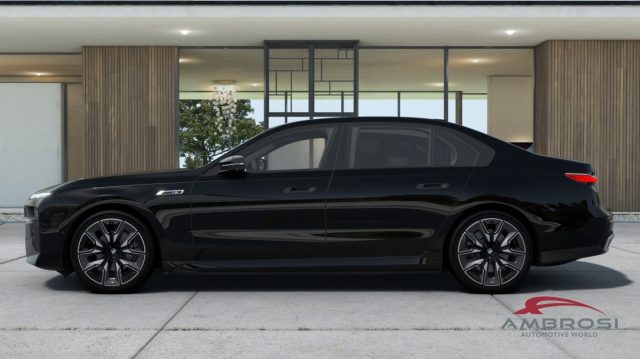 BMW i7 usata 2