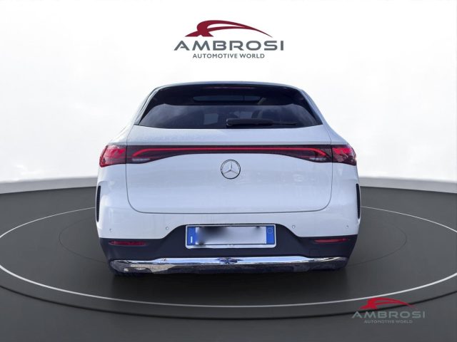 MERCEDES-BENZ EQE usata 6