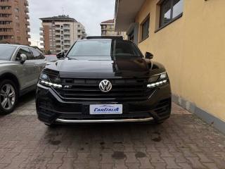 VOLKSWAGEN Touareg usata, con Airbag