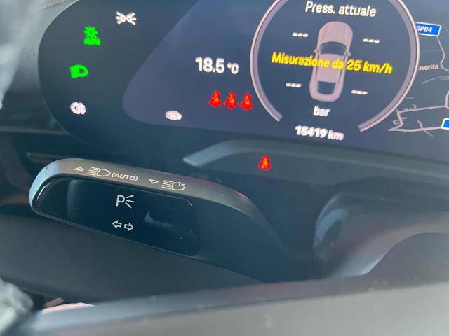 PORSCHE Taycan usata, con Controllo trazione