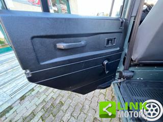 LAND ROVER Defender usata 33