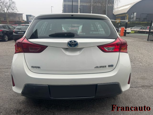 TOYOTA Auris usata, con Cerchi in lega