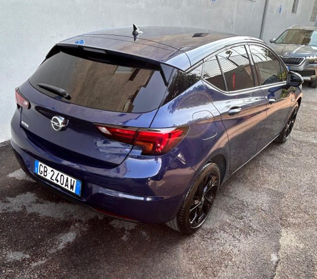 OPEL Astra usata, con Airbag Passeggero