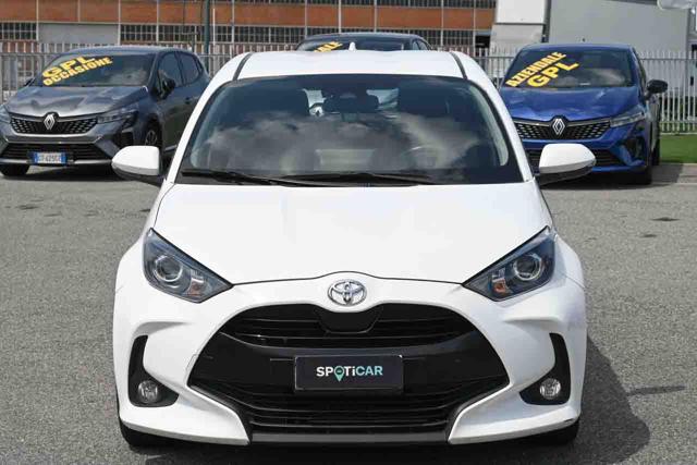 TOYOTA Yaris usata, con USB