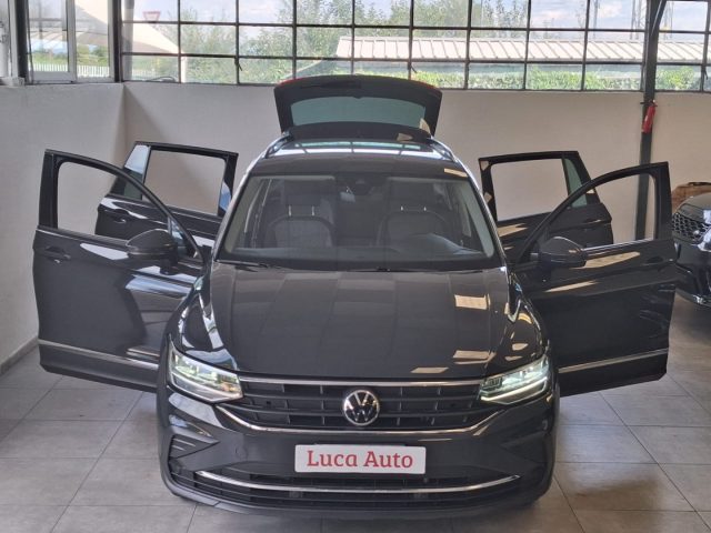 VOLKSWAGEN Tiguan usata, con Airbag