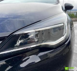 OPEL Astra usata, con Luci diurne LED