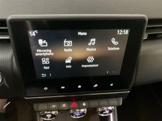 RENAULT Clio usata, con Sensori di parcheggio posteriori