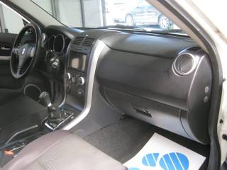 SUZUKI Grand Vitara usata, con Autoradio