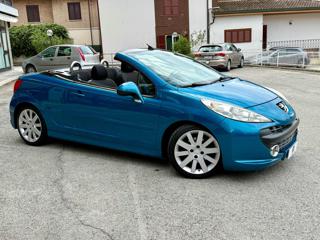 PEUGEOT 207 usata, con Autoradio