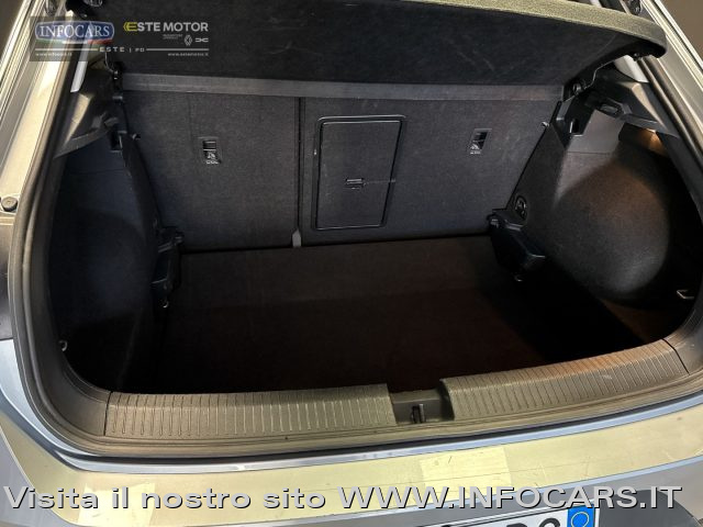 VOLKSWAGEN T-Roc usata, con Controllo elettronico della corsia