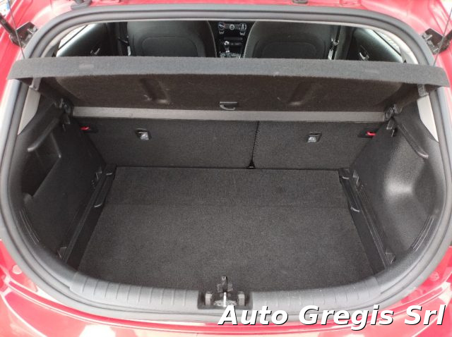 KIA Rio usata, con USB