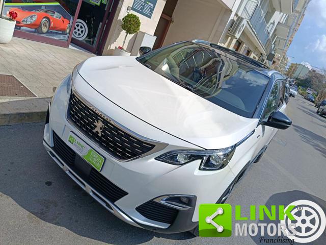 PEUGEOT 5008 usata, con USB