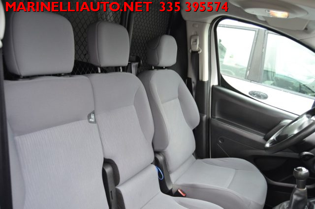 PEUGEOT Partner usata, con Sensori di parcheggio posteriori
