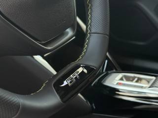 PEUGEOT 2008 usata, con USB