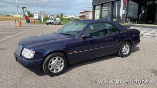MERCEDES-BENZ E 200 usata, con Climatizzatore