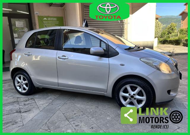 TOYOTA Yaris usata, con Chiusura centralizzata