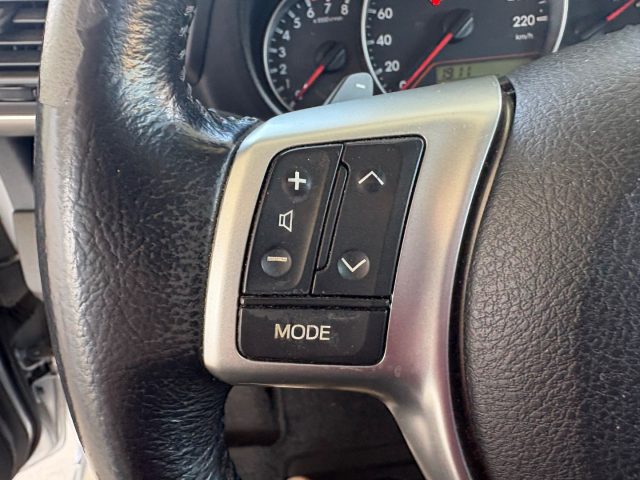 TOYOTA Verso-S usata 51