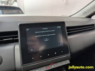 RENAULT Clio usata, con Touch screen