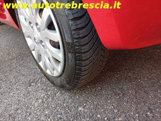 HYUNDAI i10 usata 13