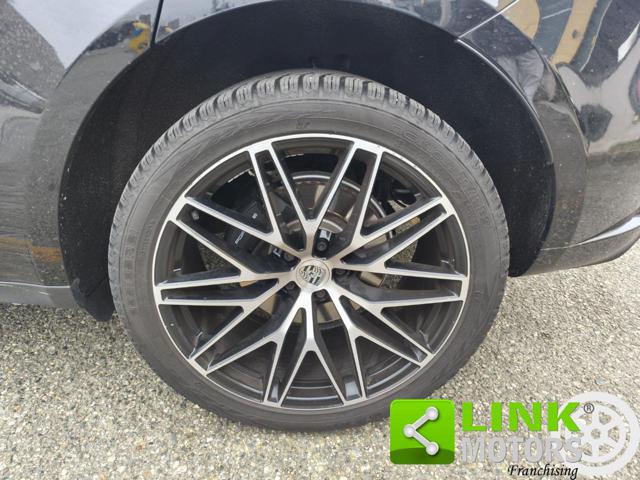 PORSCHE Macan usata 23