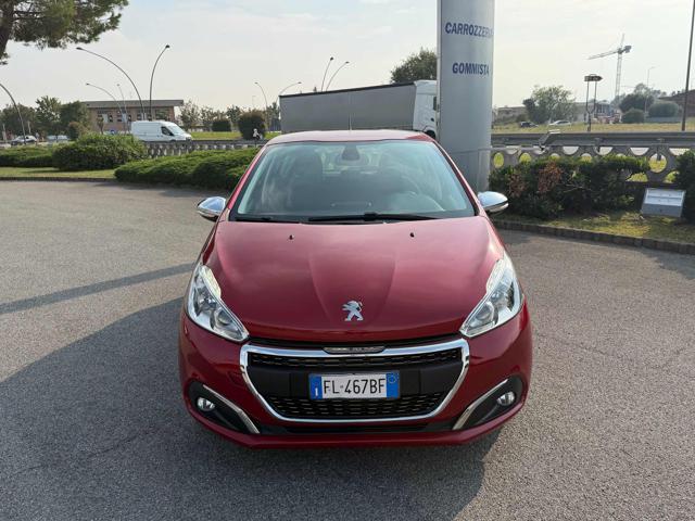 PEUGEOT 208 usata, con Airbag