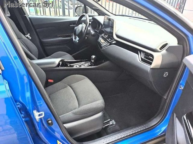 TOYOTA C-HR usata, con Alzacristalli elettrici
