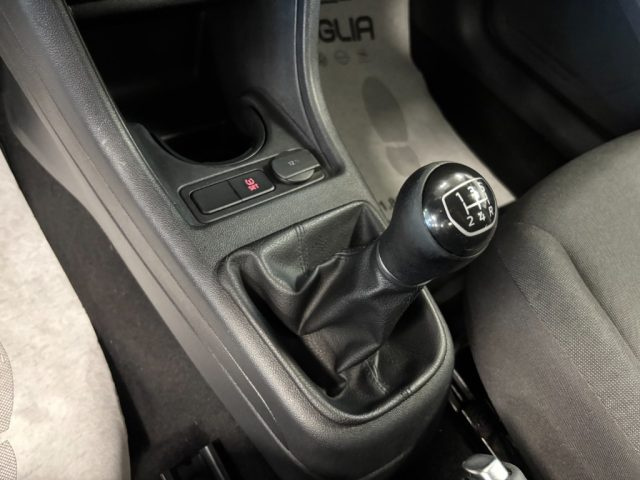 VOLKSWAGEN up! usata, con Fendinebbia