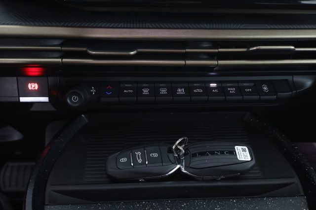 LANCIA Ypsilon usata 12
