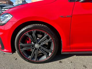 VOLKSWAGEN Golf GTI usata, con Autoradio