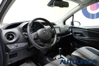 TOYOTA Yaris usata, con Autoradio
