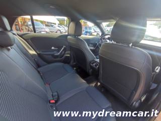 MERCEDES-BENZ CLA 200 usata, con Autoradio digitale