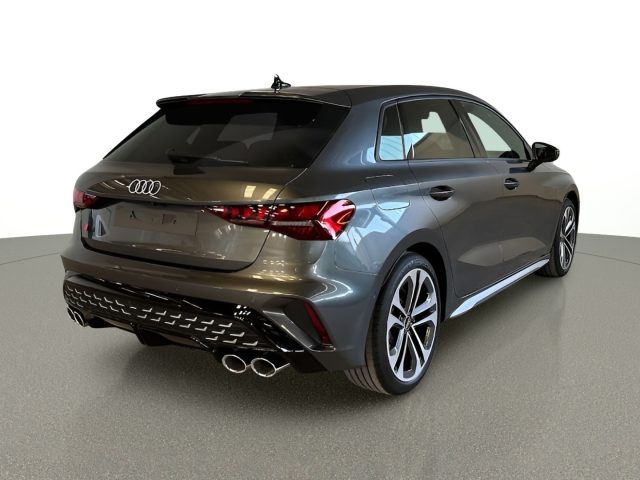 AUDI S3 usata, con Autoradio